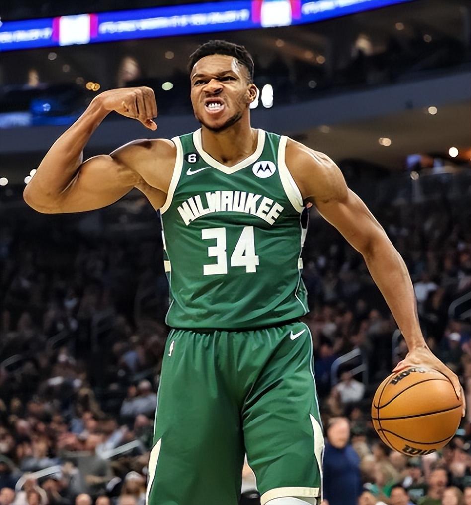 F1阿布扎比排位战报：维斯塔潘强势夺杆，诺里斯第2，皮亚斯特里第3（F1阿布扎比排位赛：维斯塔潘夺杆位，诺里斯第二，皮亚斯特里第三）