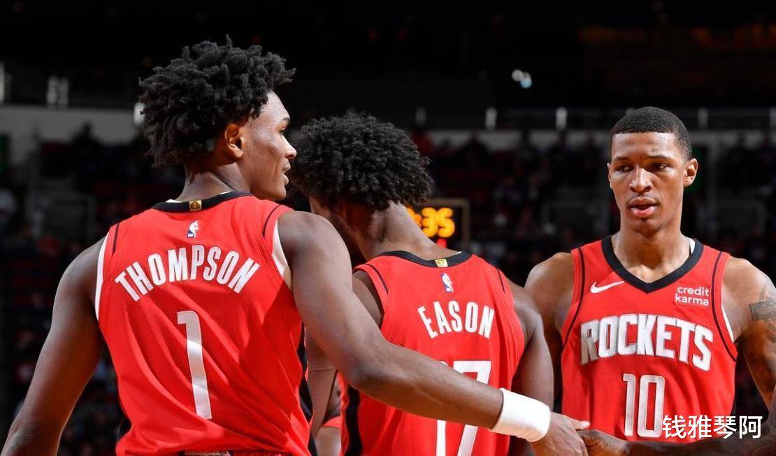 巴洛特利庆祝维埃拉离任：现在可以专注于热爱热那亚的人了（巴洛特利为维埃拉下课叫好：现在可把重心放在真正热爱热那亚的人）