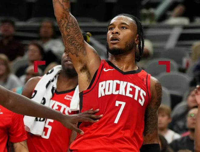 马明宇隔空给邵佳一加油：非常期待佳一率领国足走出低谷（马明宇隔空声援邵佳一：盼其率国足摆脱低迷）